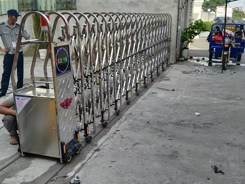 东莞伸缩门维修的作用和特点您了解多少呢